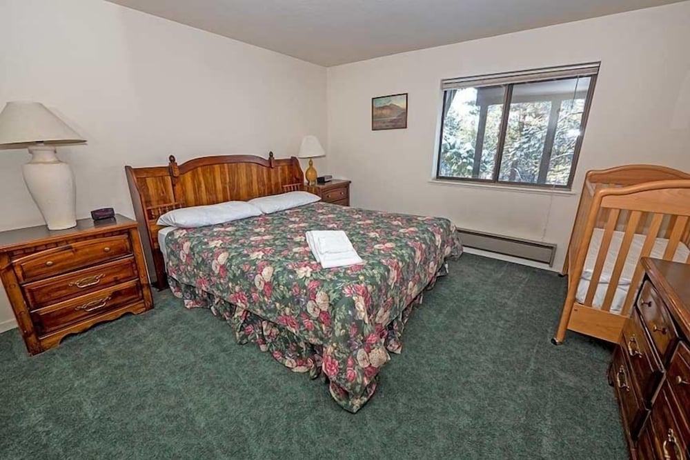 1228 Timber Lane 4 Bedroom Home by RedAwning