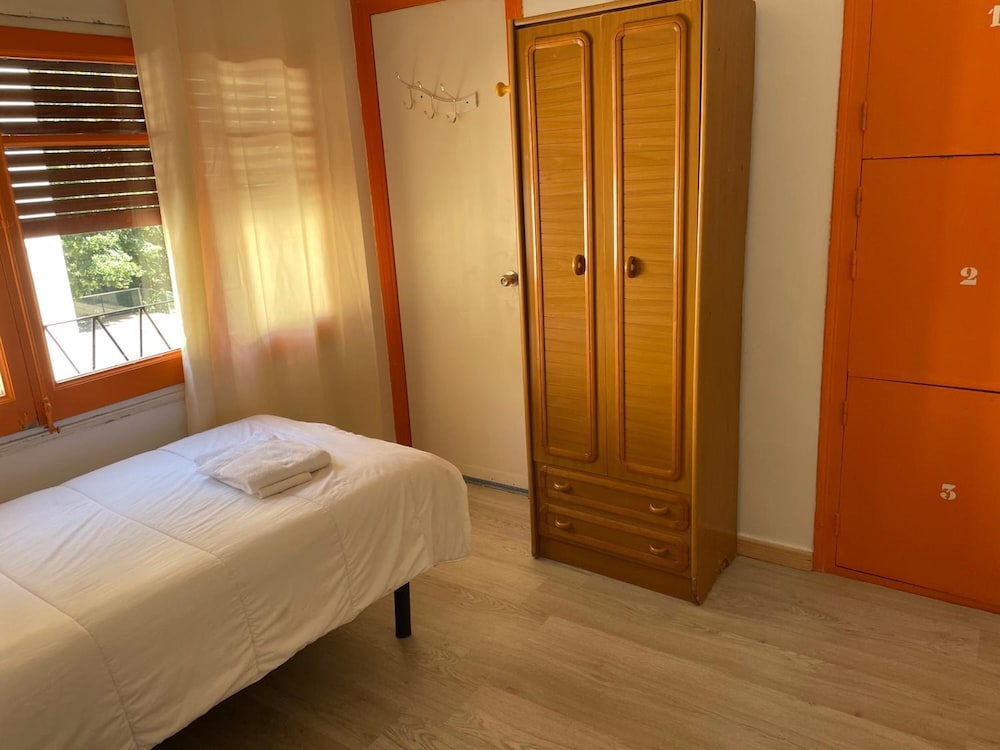 Albergue Pension Rossell