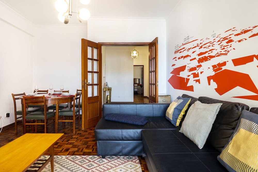 Damasceno Large Apartment view 2