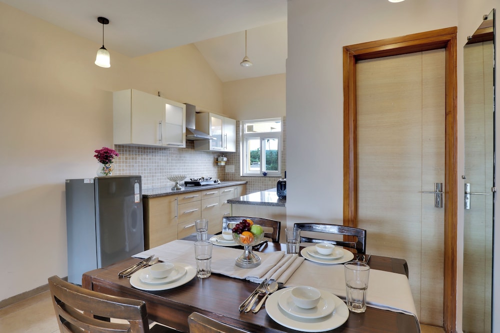 Alaya Stays Veera Strand Park 2BHK Apts