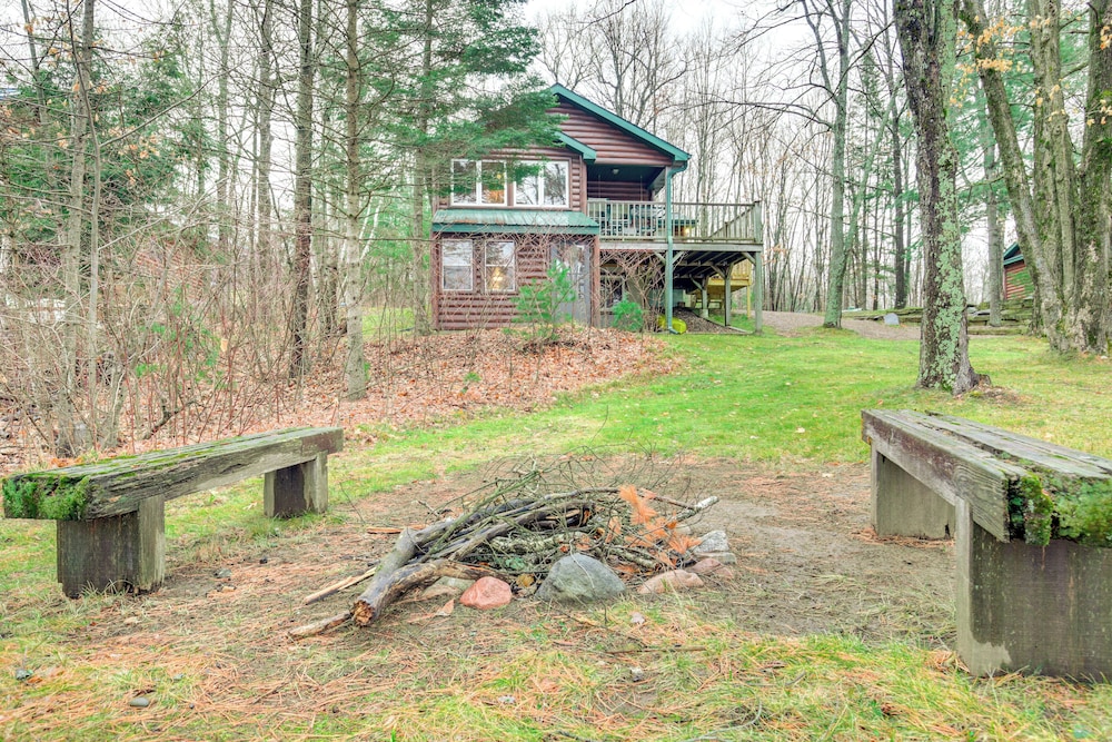 Dock + Fire Pit: Sweet Serenity on Amber Lake