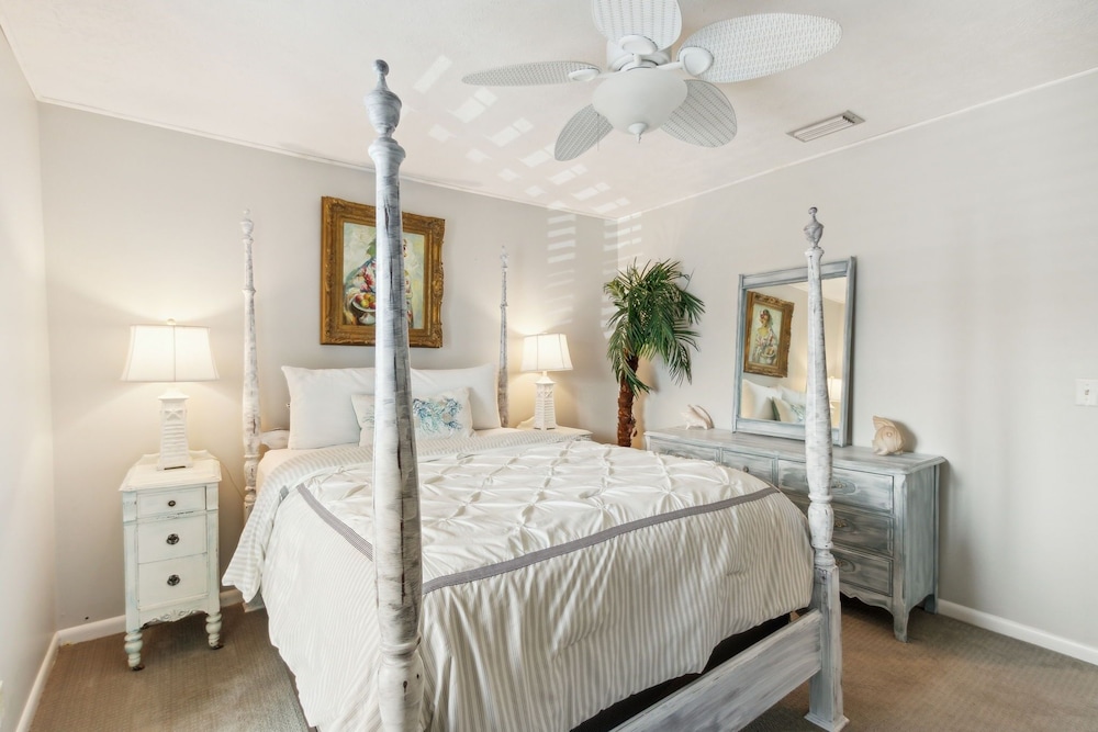 Fernandina Shores 6392 2 Bedroom Condo
