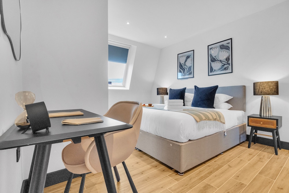 homely - North London Penthouse Finchley