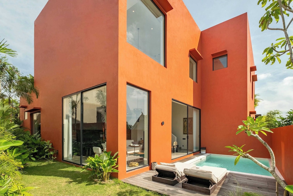 Five Stories - Luxury Villa Retreat