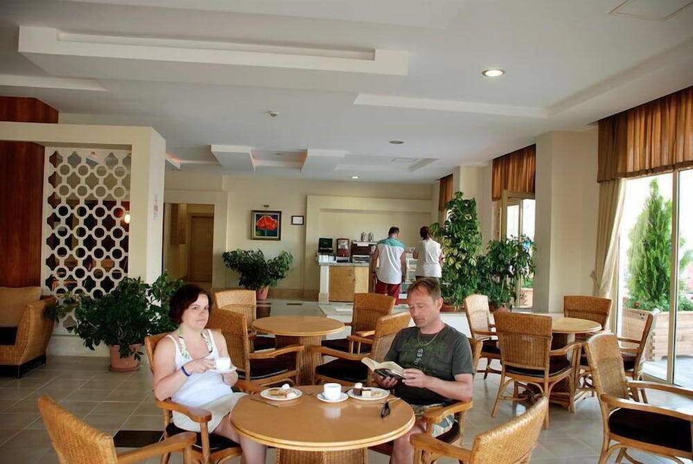 Side Breeze Hotel - All Inclusive