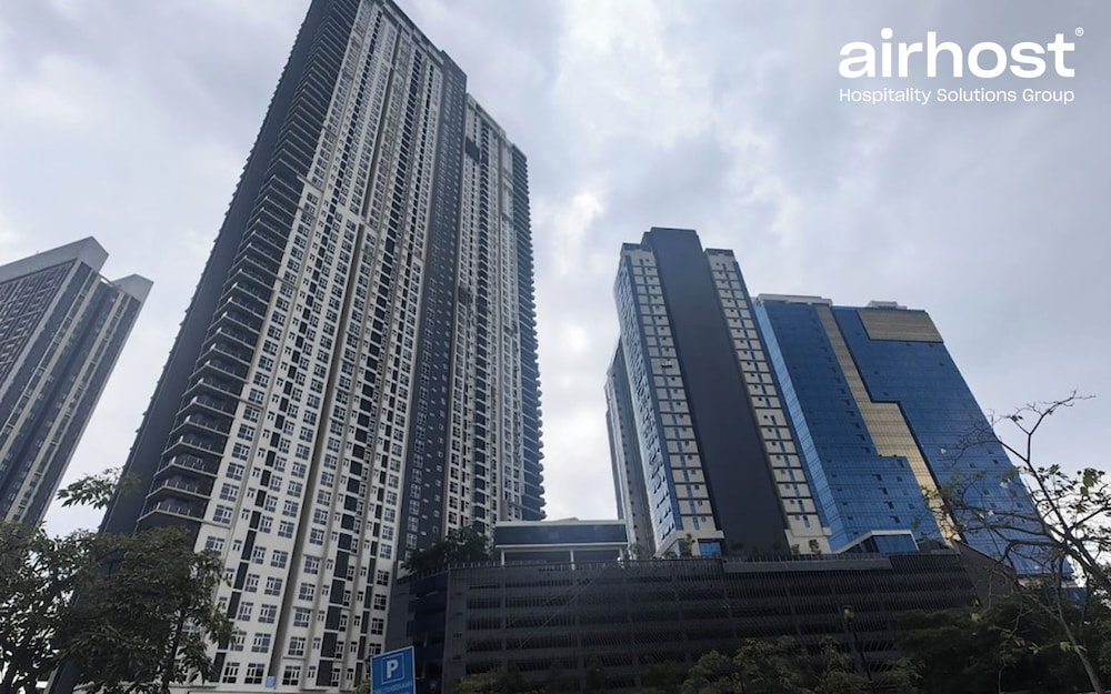 Met1 Residences Mont Kiara by Airhost
