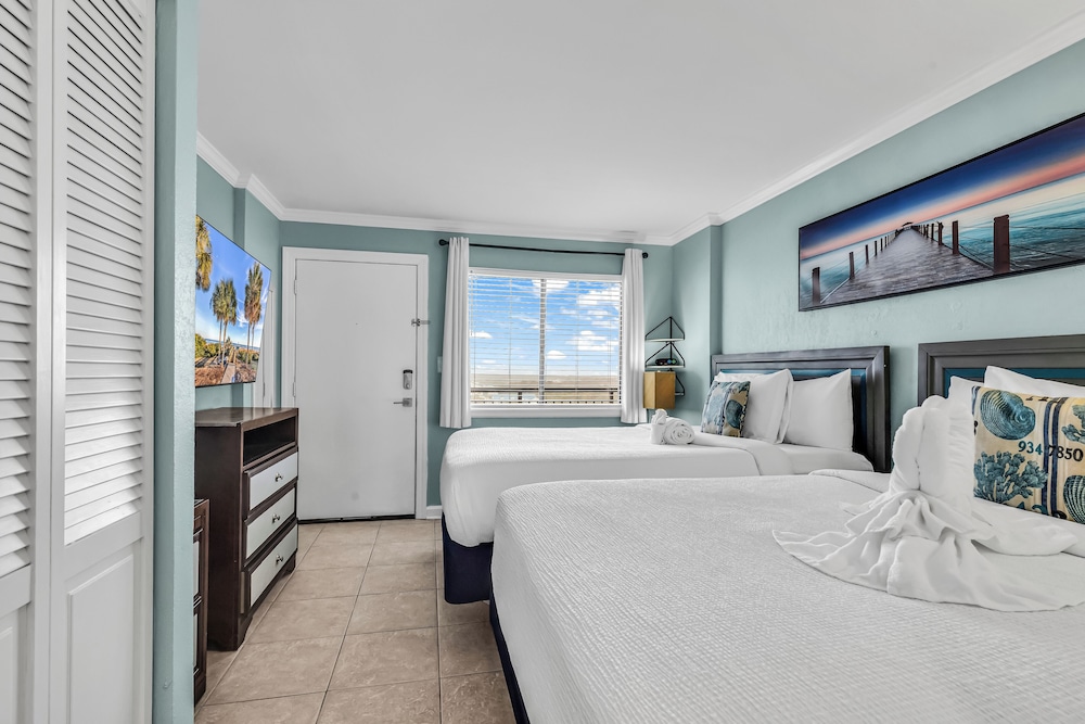 Bluewater Resort 1205