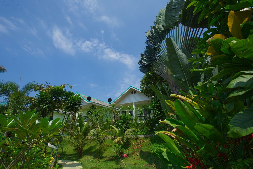 Hotel Sea View Resort - Image 1