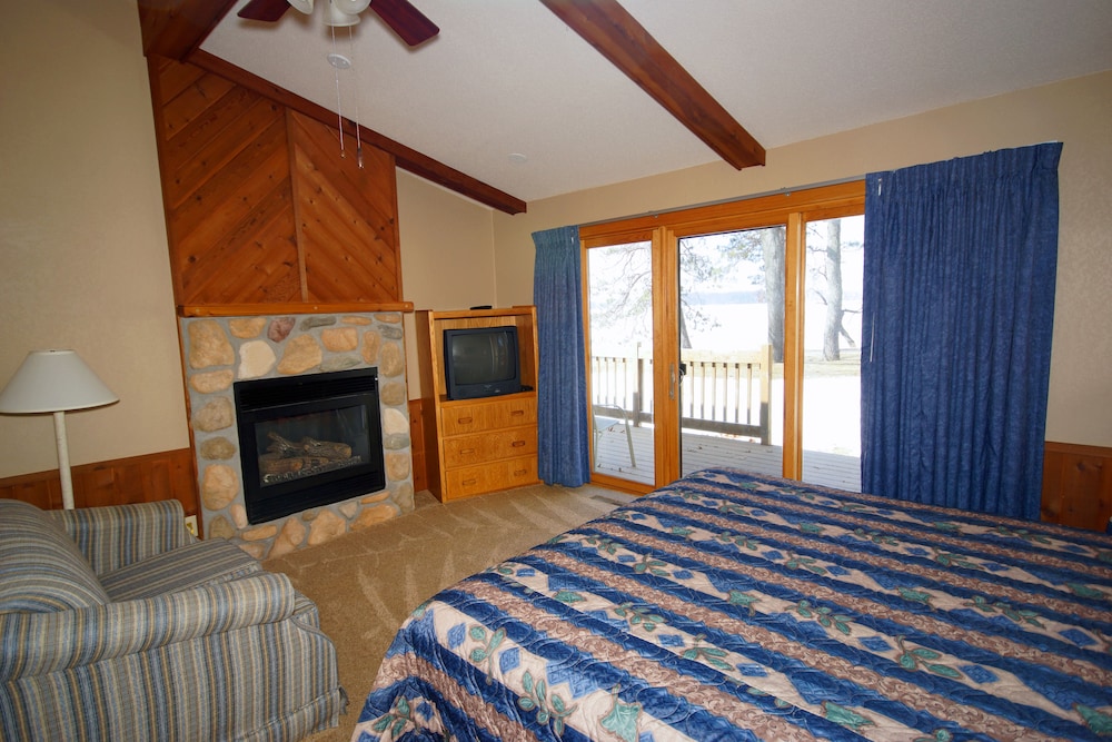 Kavanaugh's Sylvan Lake Resort