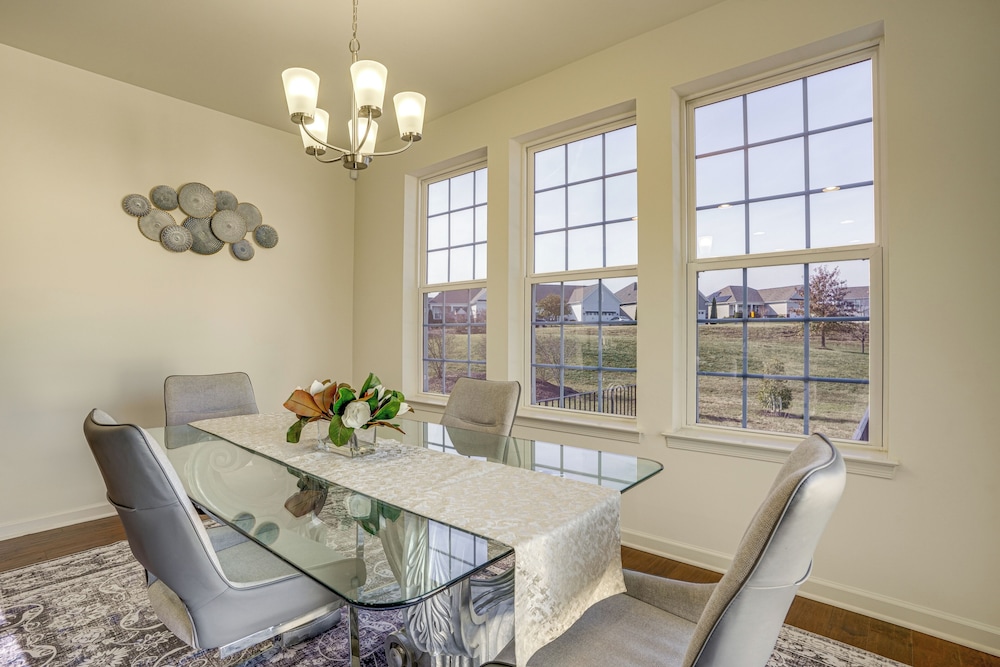 Centrally Located Home in Fredericksburg!