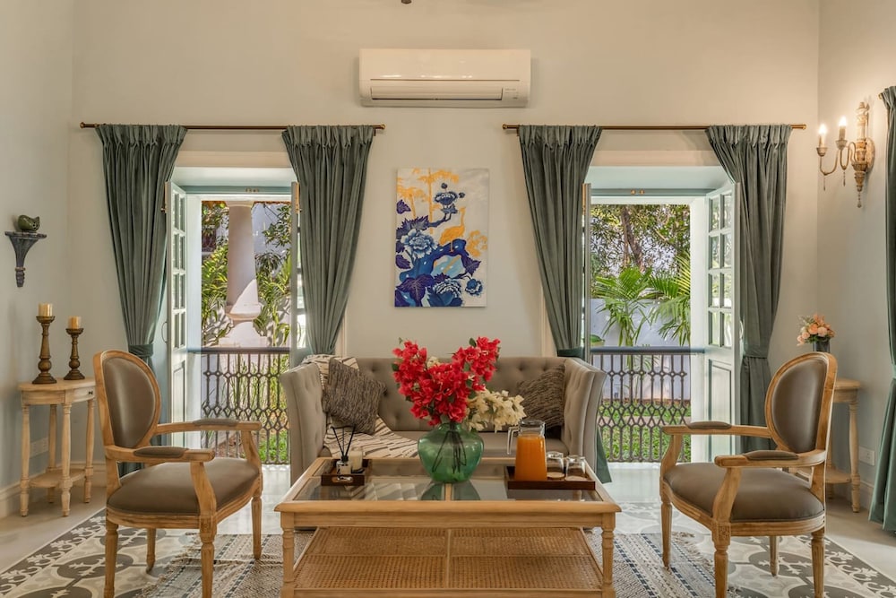 Casa Palms by Hireavilla -5br Villa w Private Pool
