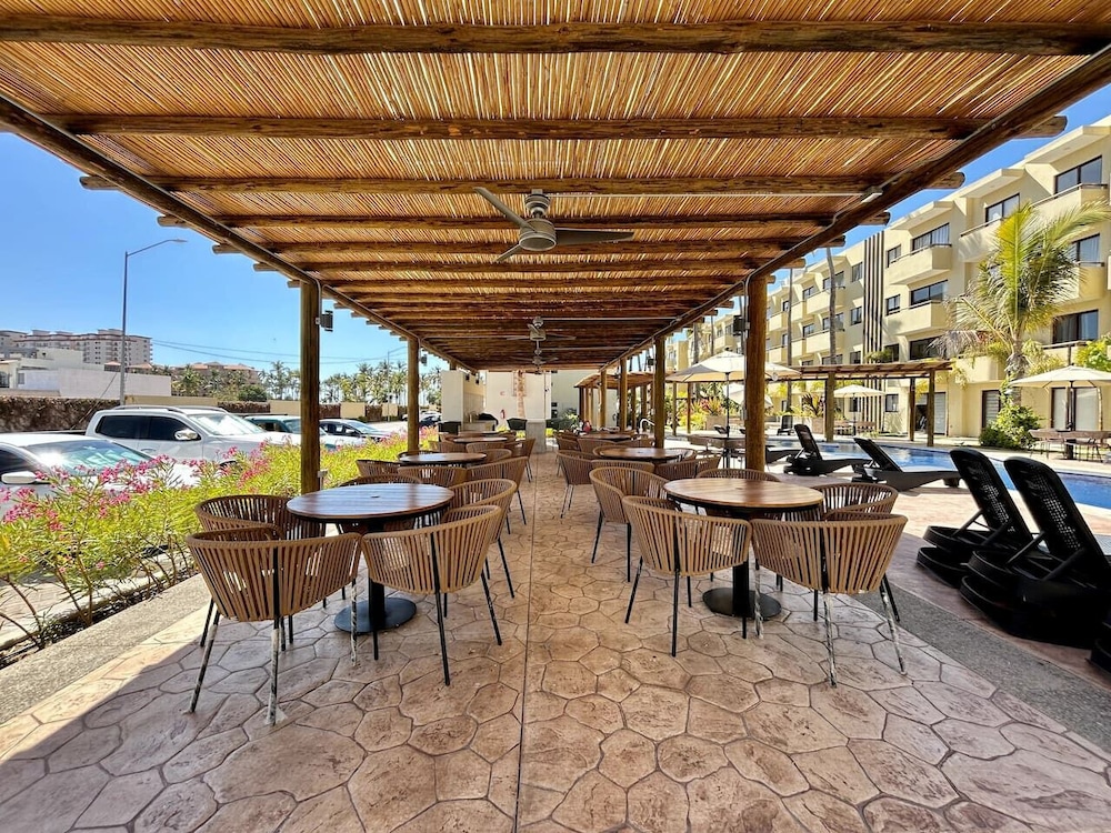 Oceanna Apartments