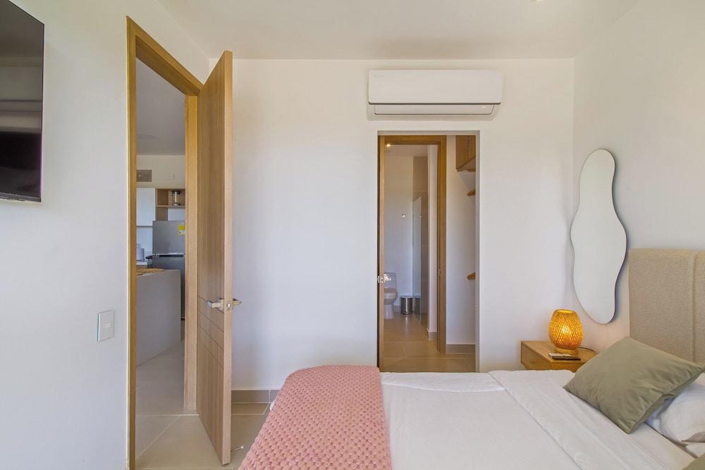 Baia Kristal Cartagena By HostPro