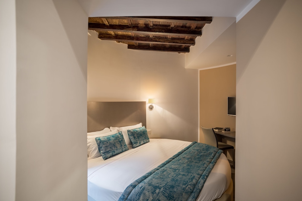 Reginella Suites
