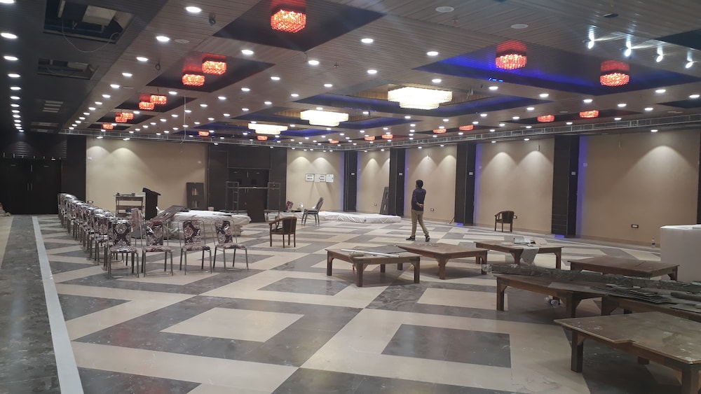 meeting & event spaces