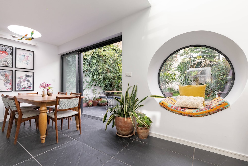 Colville Terrace IV by Onefinestay