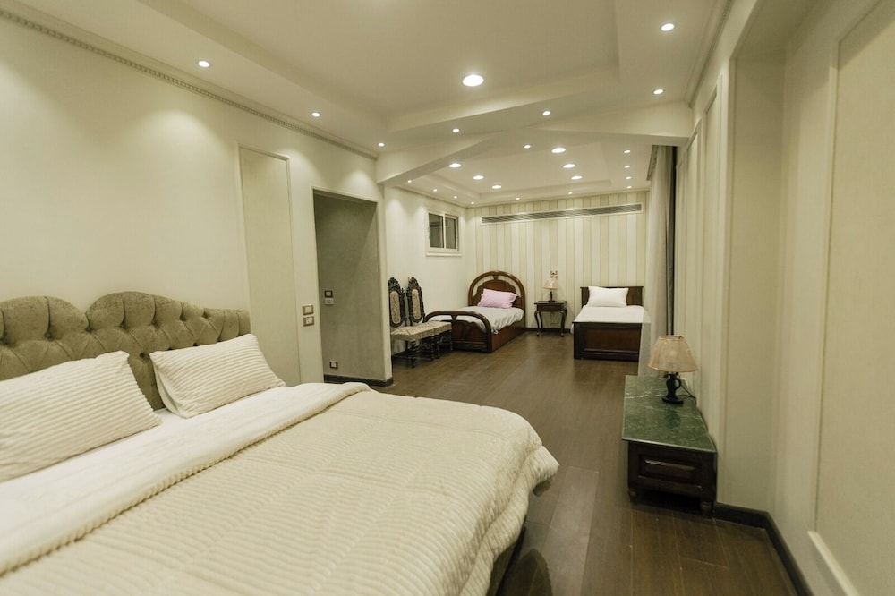 Luxury Villa in Green Heights compound