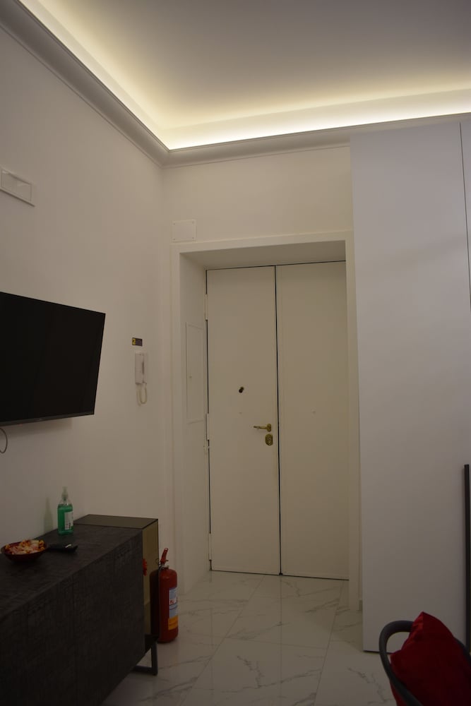 Napoli Heart and Suite photo 2