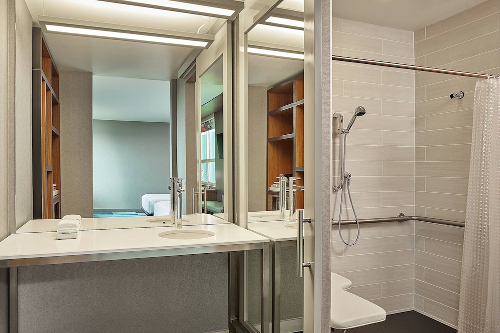 San Francisco Vacations - Aloft Santa Clara - Property Image 44