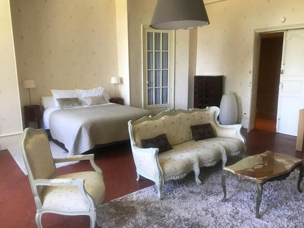 Chateau de Gramazie Chambres d'Hotes - Property Image 38