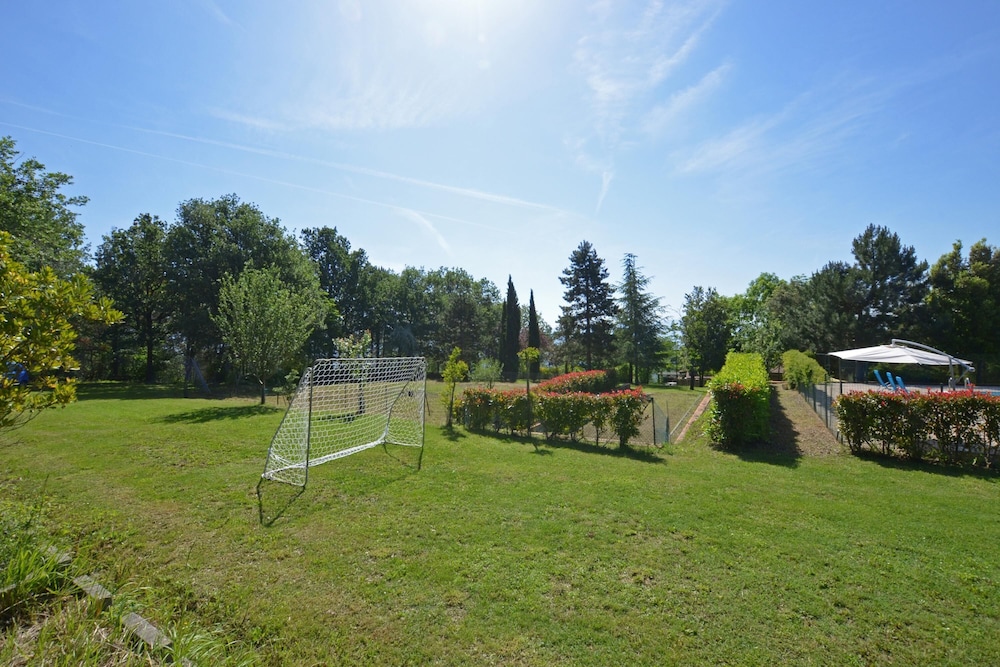 Photo 24