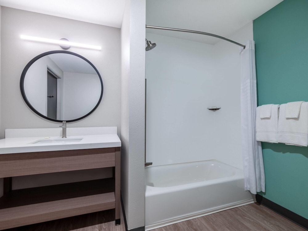 Echo Suites Extended Stay by Wyndham Fort Worth Alliance