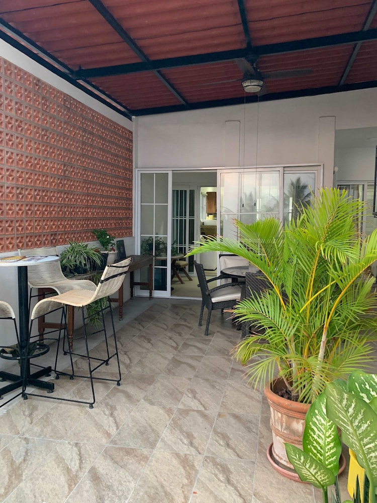 2Br Beach-near Suite Escape