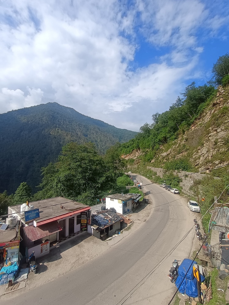 Satkar Hotel And Restuarant