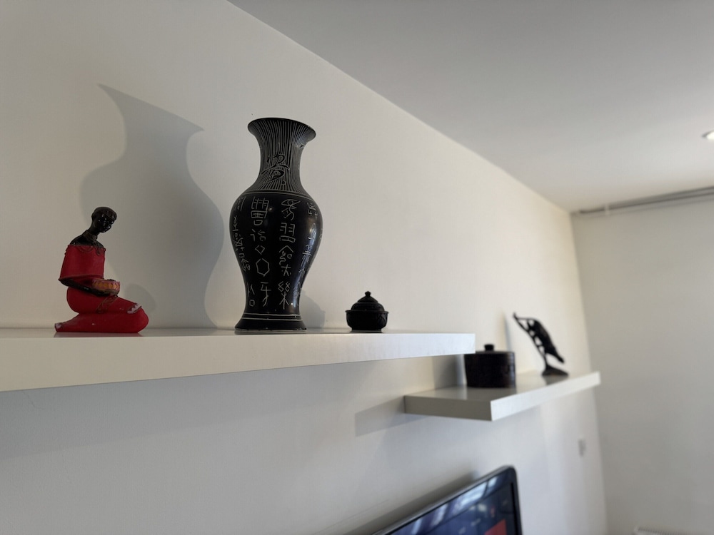 Home in Le Mans Near 24 Hours Circuit