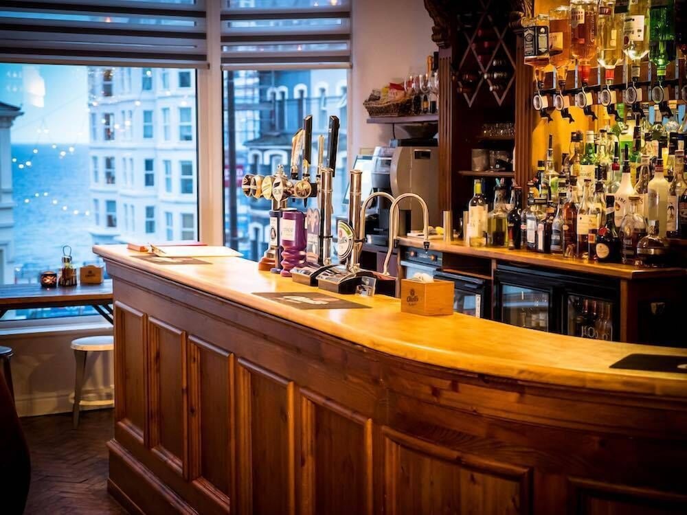 HQ Bar & Restaurant, photo 14