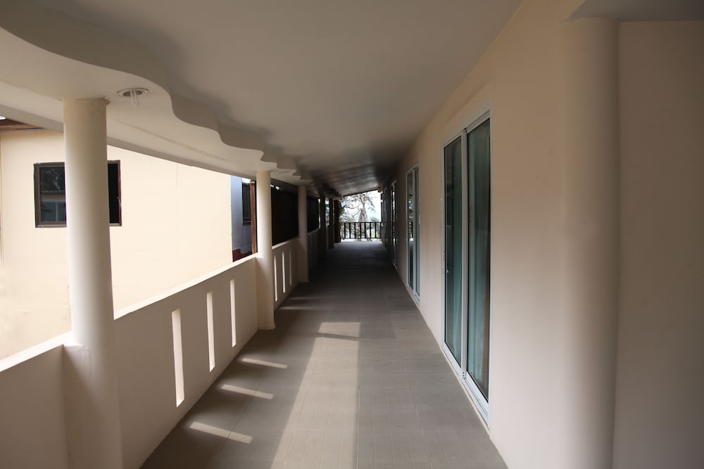 Naiyang Seaview Place