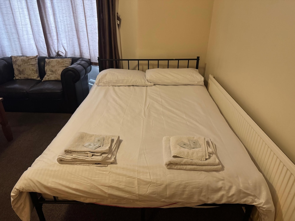 Woodfield Lodge Apartments