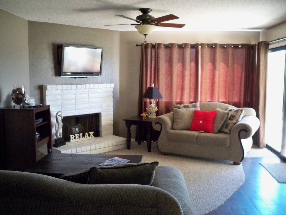118 Pismo Shores 2 Bedroom Condo by Redawning view 5