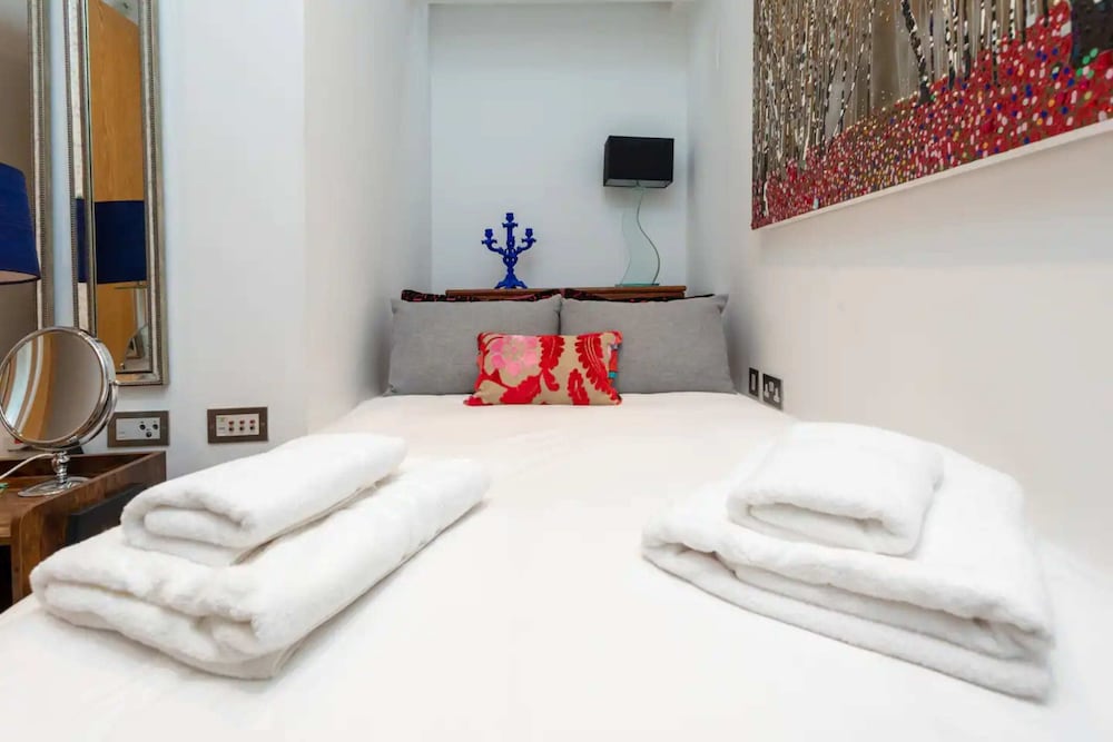 Luxurious 2 Bedroon Flat in the Heart of London