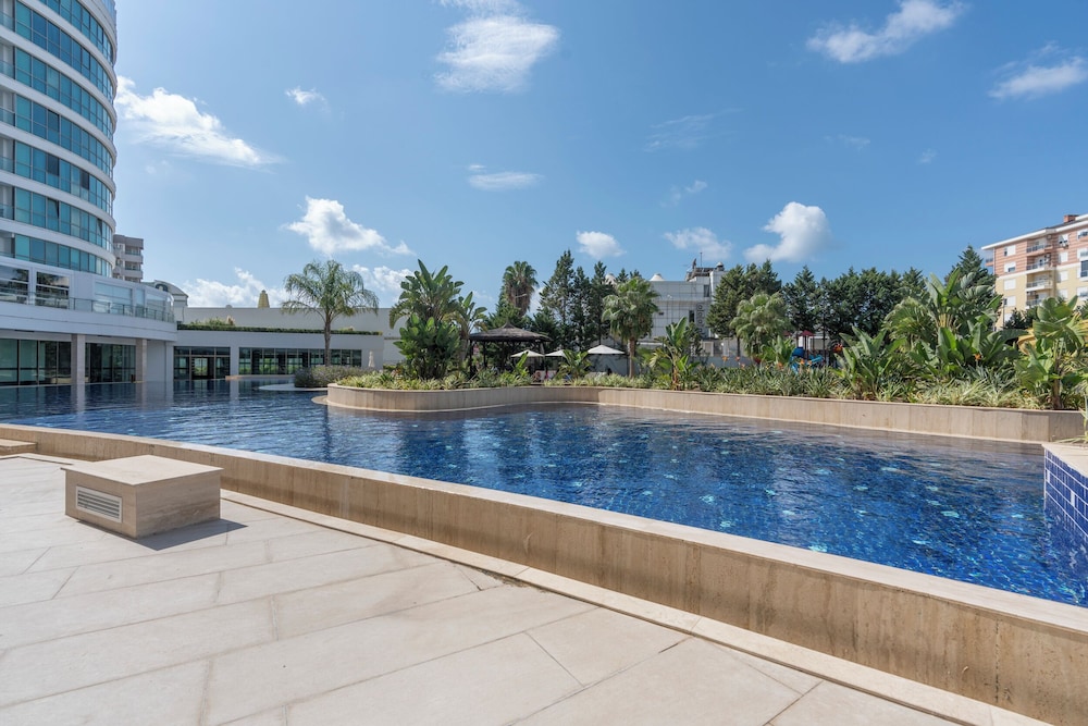 Maxi Sirius Town