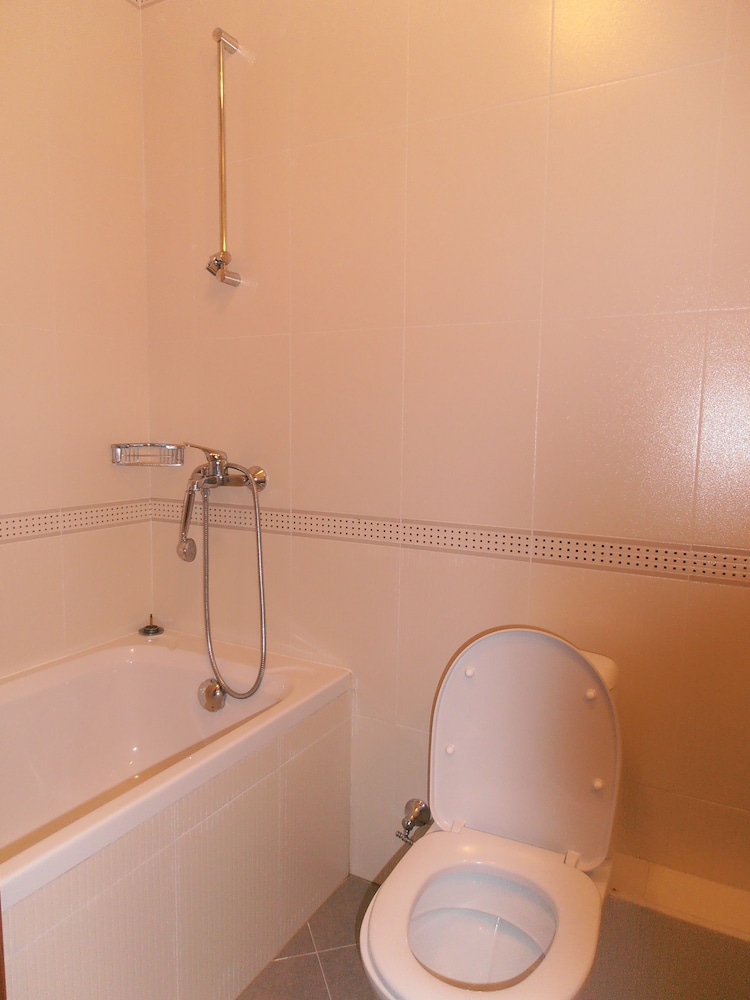 Royal House Apartments TMF