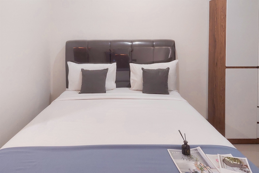Cozy Studio Apartment At Cisauk Point