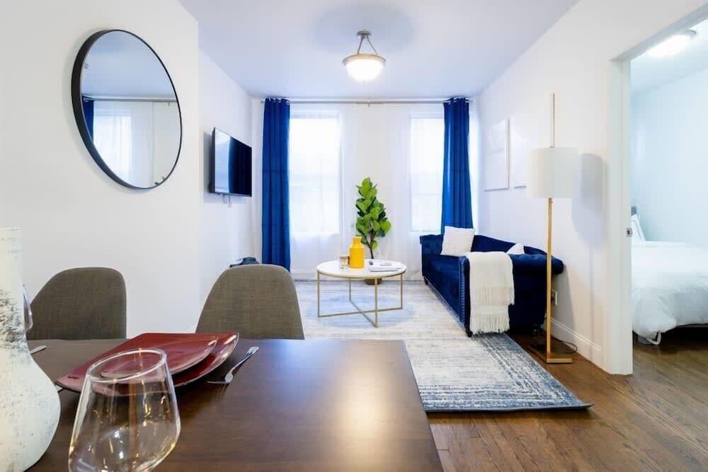 1435 UES Apartment