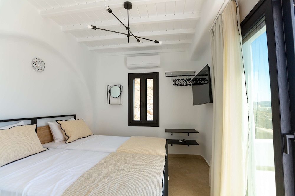 Apellon Mykonos Luxury Seaview Retreat