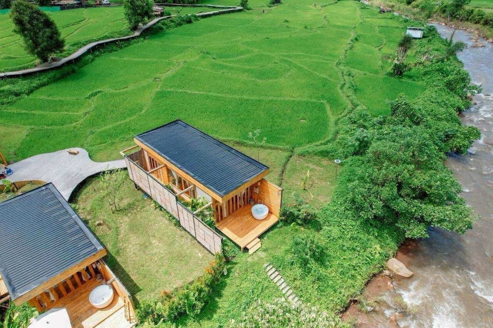 Lomhaijai Homestay