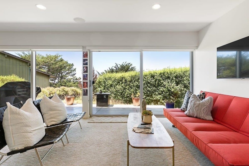 @ Marbella Lane - Cozy and Eccentric Design Home