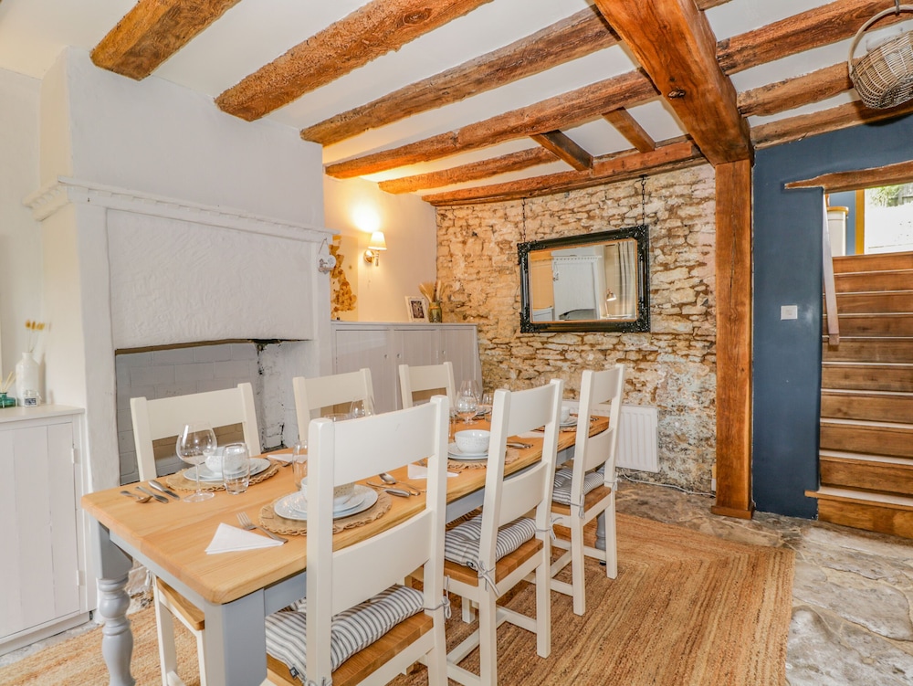 Fox Den Cottage