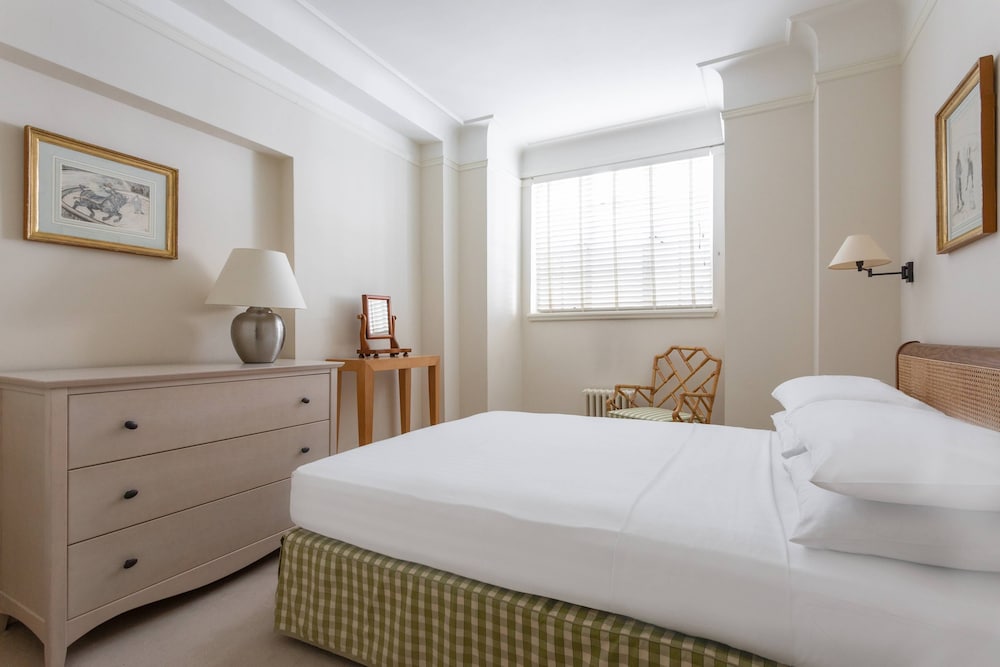 Drayton Gardens VI by Onefinestay