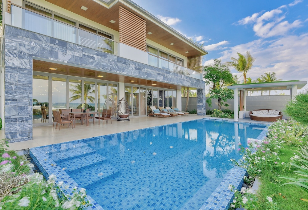 The Ocean Villa Da Nag By Abogo