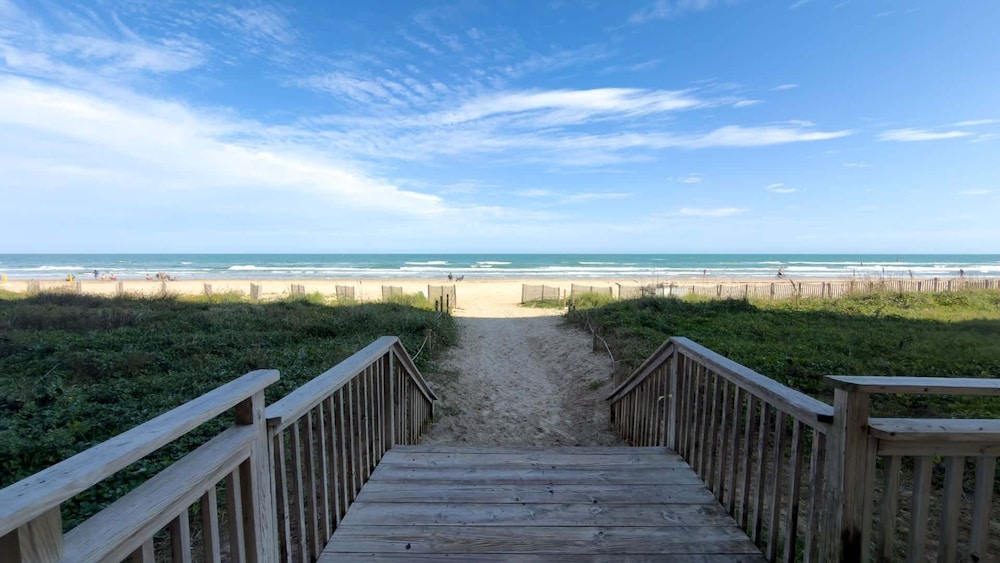 Penthouse Beachfront Views Renovated 4 Bedroom Condo
