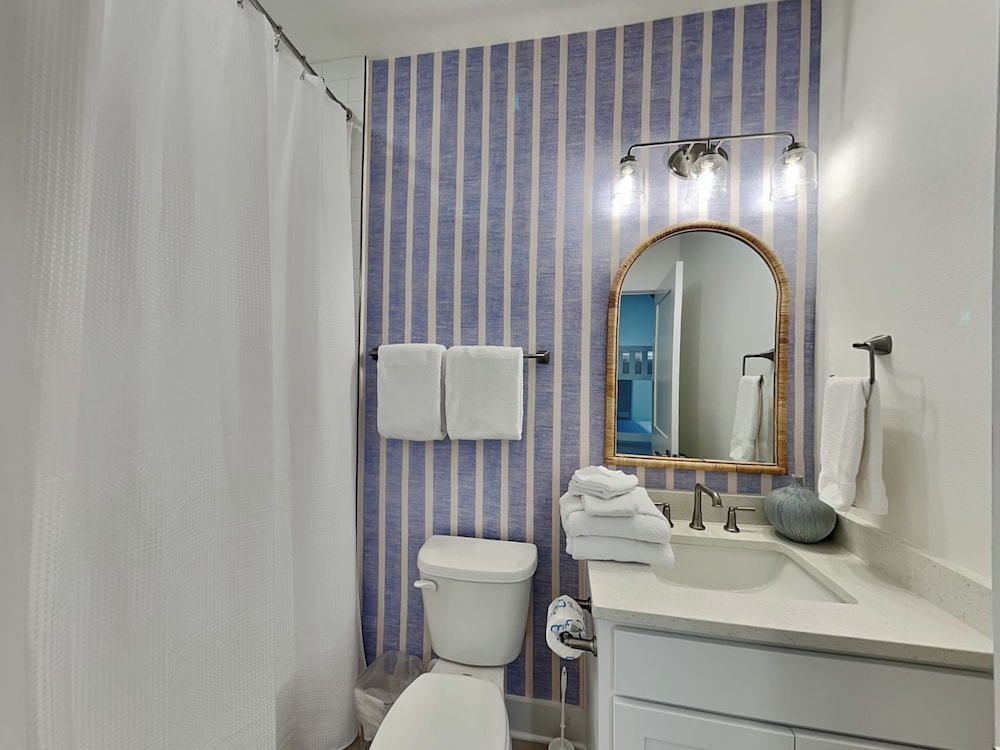 Yacht Harbor House by Southern Vacation Rentals