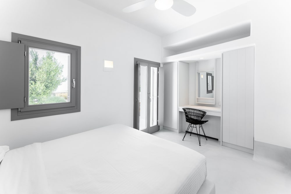 Philosophia Luxury Villa view 4