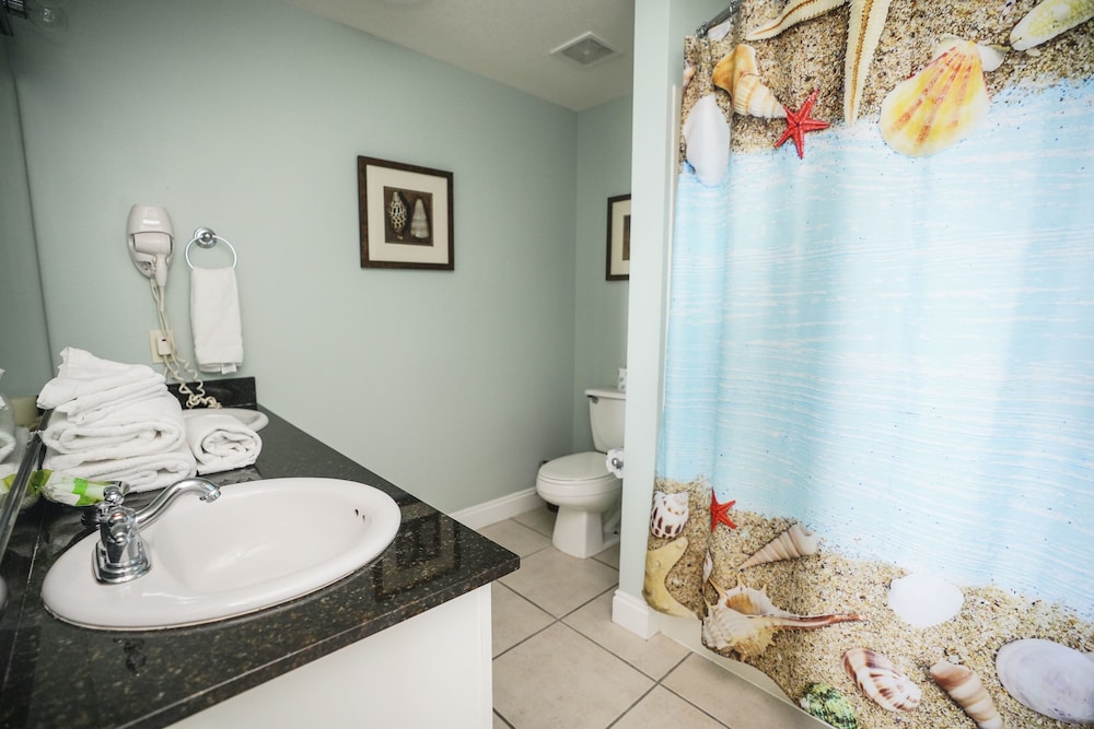 Calypso Beach Resort by Panhandle Getaways