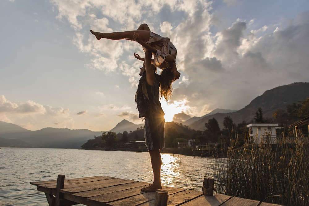 Baraka Atitlan - Lake & Beach