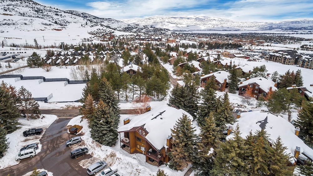 Park City Ski Resort Gems - Stunning Vacation Lodging